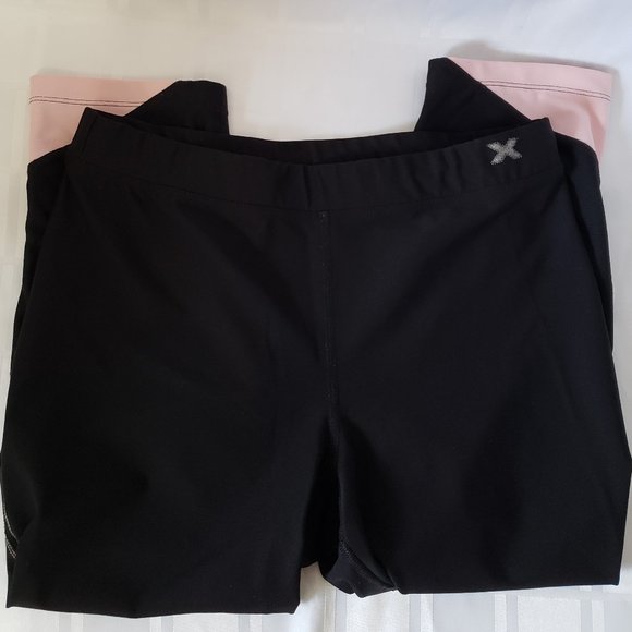 Women's Athletic Leggings ~ Size Medium - Picture 3 of 6